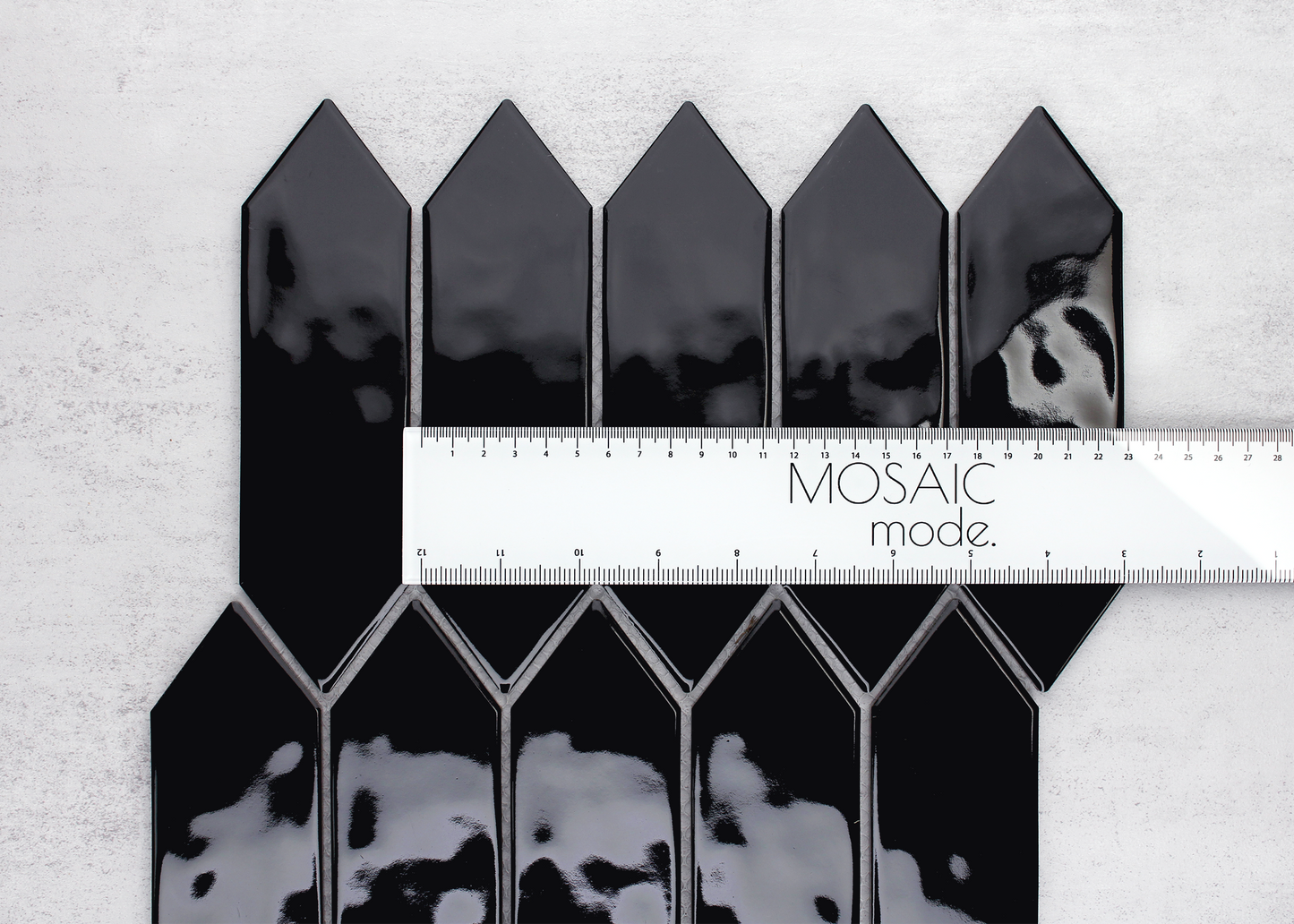 Black Gloss Rippled Surface Arrow-ARROW-Mosaic Mode