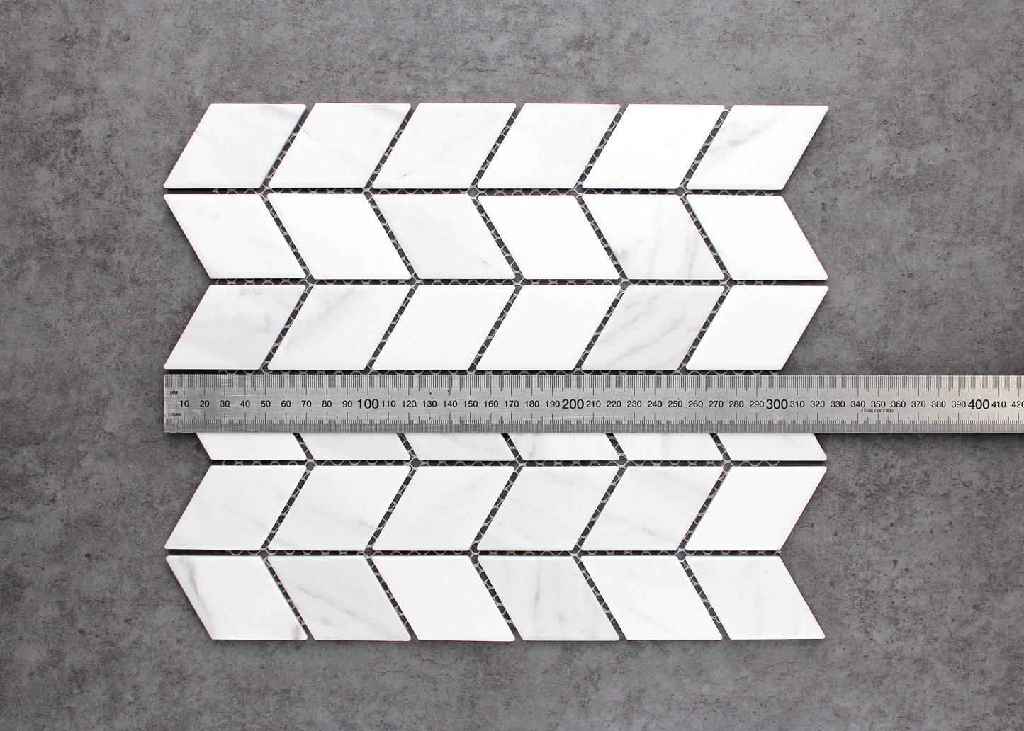 Carrara Matt Rhombus-CARRARA-Mosaic Mode