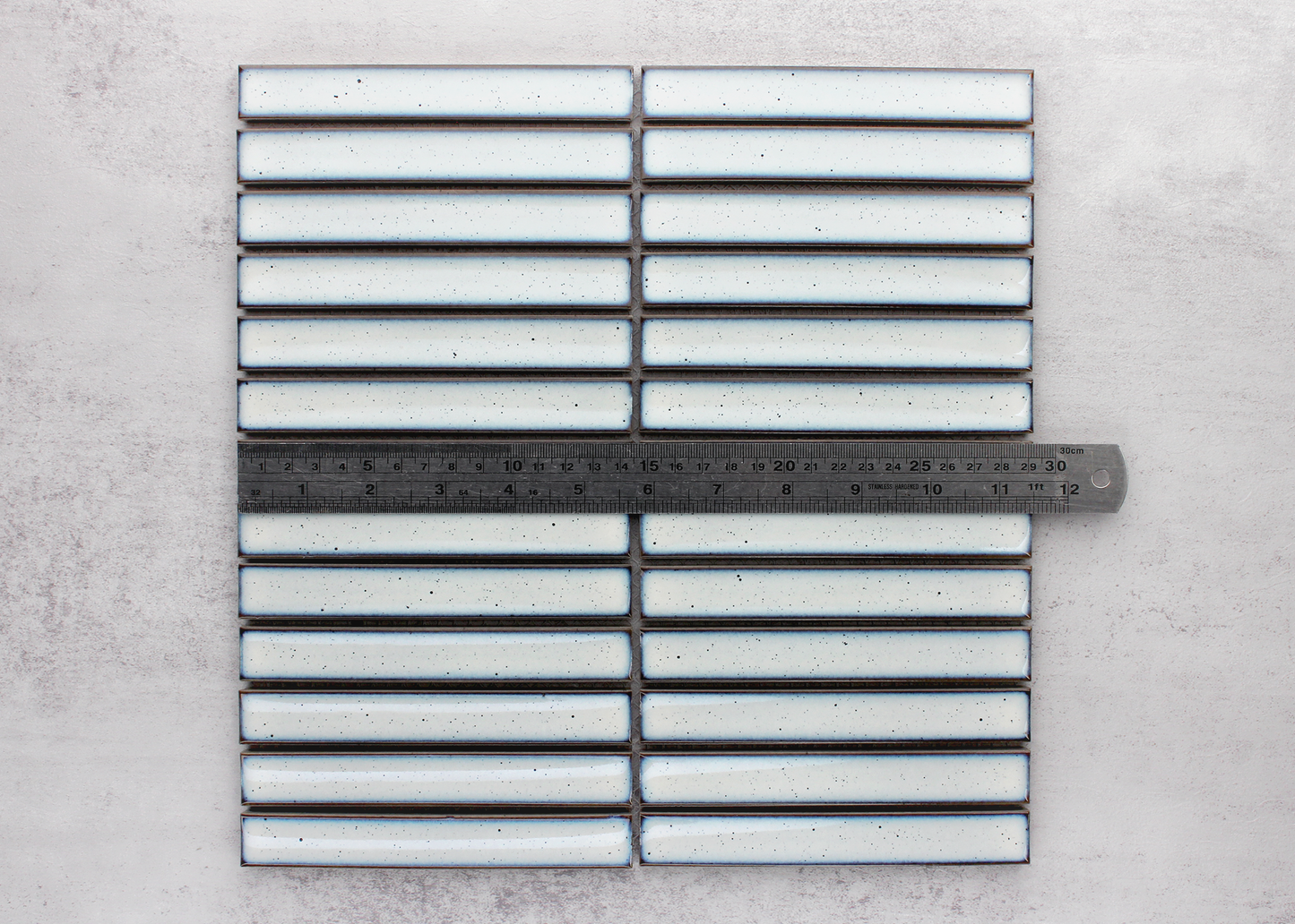 Antique White Speckled Concave Finger-KIT KAT-Mosaic Mode