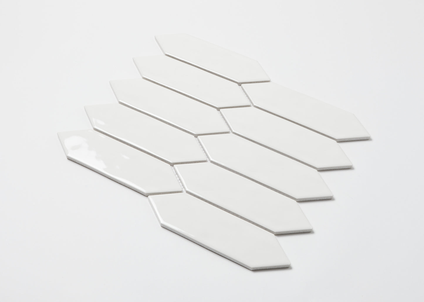 White Gloss Rippled Surface Arrow-ARROW-Mosaic Mode