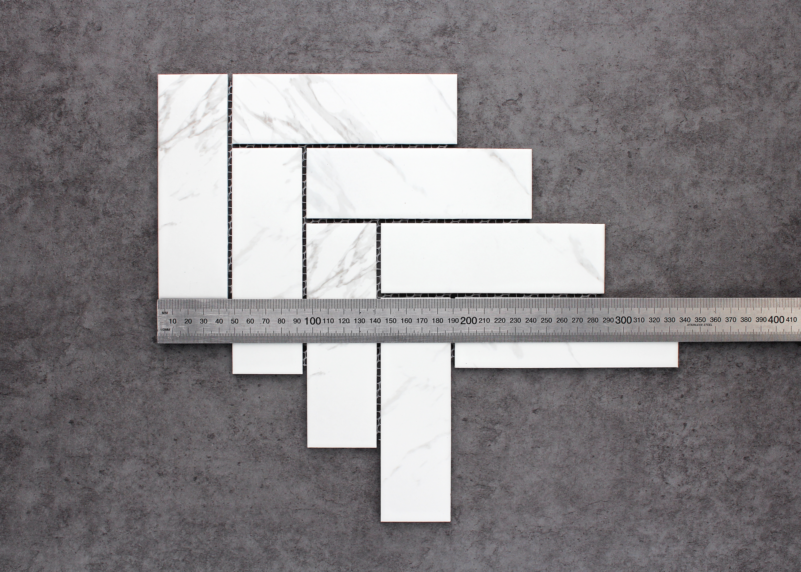 Carrara Matt Large Herringbone-CARRARA-Mosaic Mode